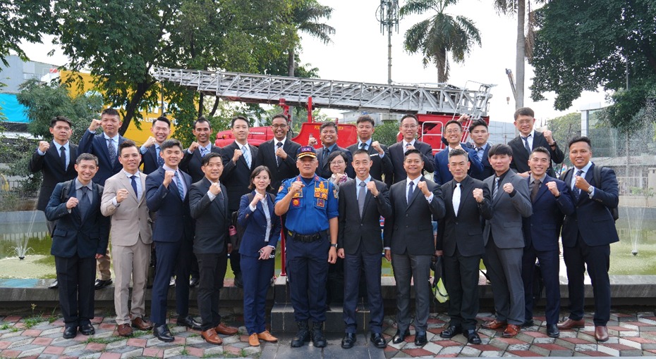 Jakarta, 28 Juli 2025–Dinas Penanggulangan Kebakaran dan Penyelamatan (Gulkarmat) Provinsi DKI Jakarta menerima kunjungan kerja Singapore Civil Defence Force (SCDF). Delegasi berjumlah 24 orang ini dipimpin oleh Assistant Commissioner Chew Keng Tok,