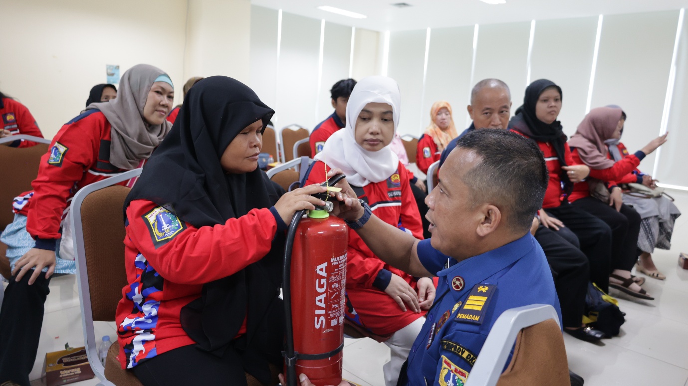 A group of people in a room
<p>AI-generated content may be incorrect."></p><p style=